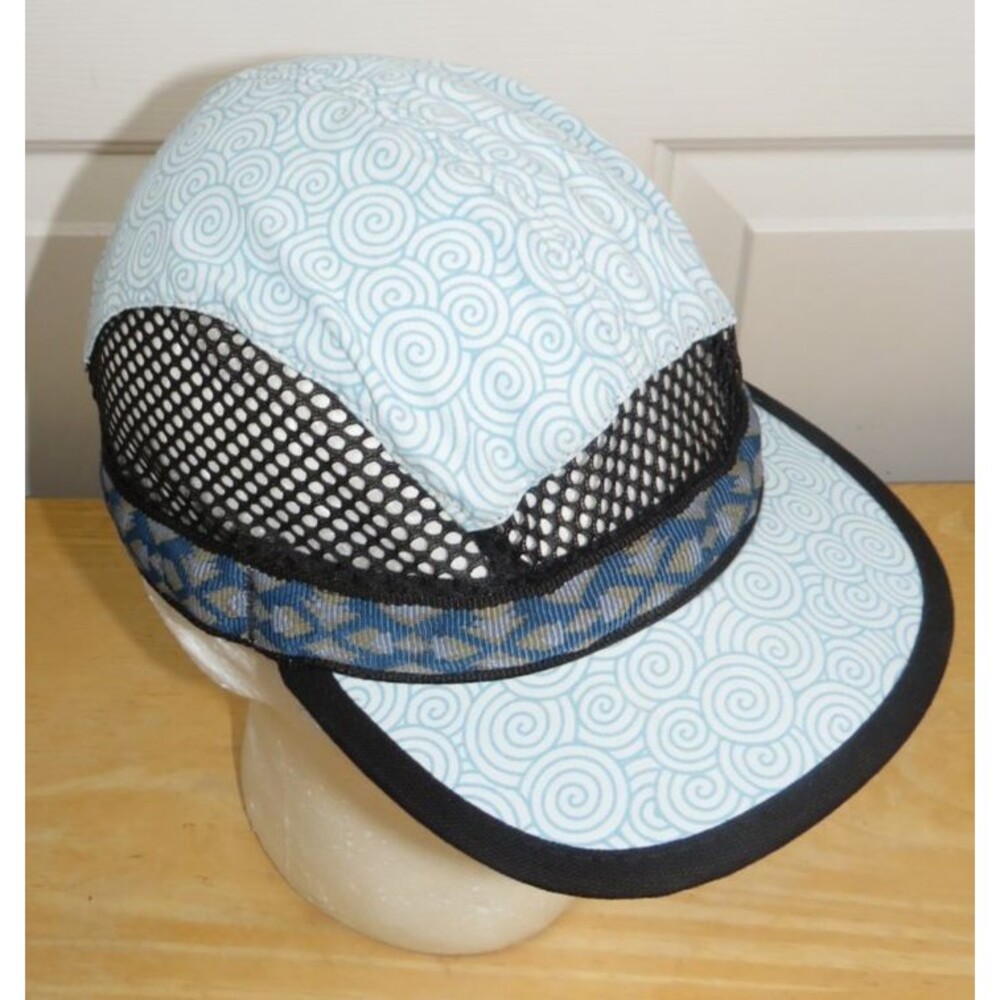KAVU Trail Runner Strapcap Swirl AOP Southwestern Accent Lightweight Outdoor Med